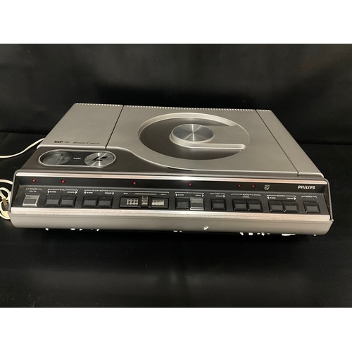 19 - BOXED PHILLIPS VLP 700 LASER VISION DISC PLAYER