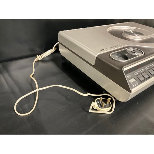 19 - BOXED PHILLIPS VLP 700 LASER VISION DISC PLAYER
