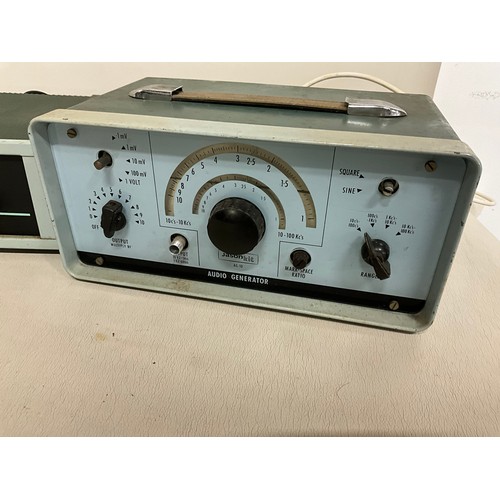 36 - VINTAGE AUDIO GENERATOR AND JASON KIT FM RADIO