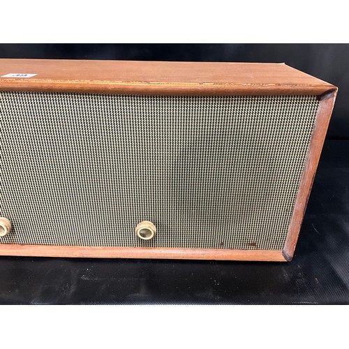 39 - VINTAGE CABINET RADIO H11