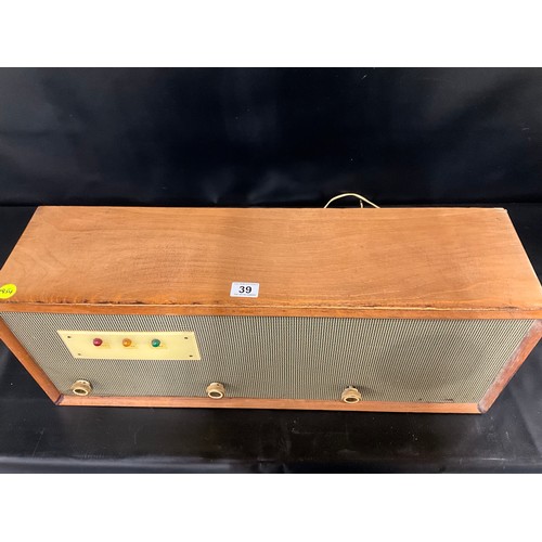 39 - VINTAGE CABINET RADIO H11