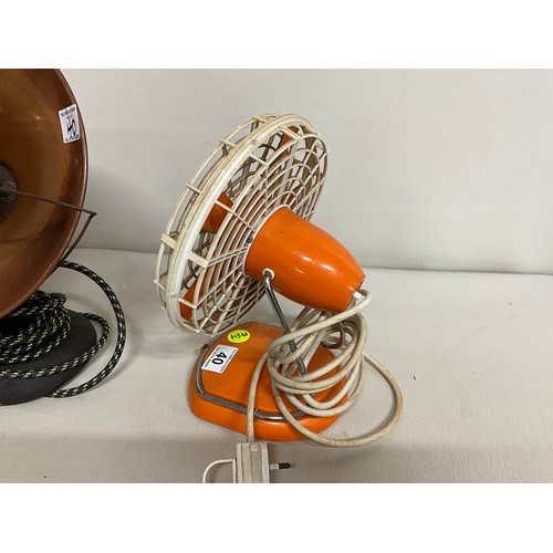 40 - RETRO PIFCO ELECTRIC TABLE FAN AND PAIR OF VINTAGE MARSTAND AND BATESON LTD COPPER HEAT LAMPS