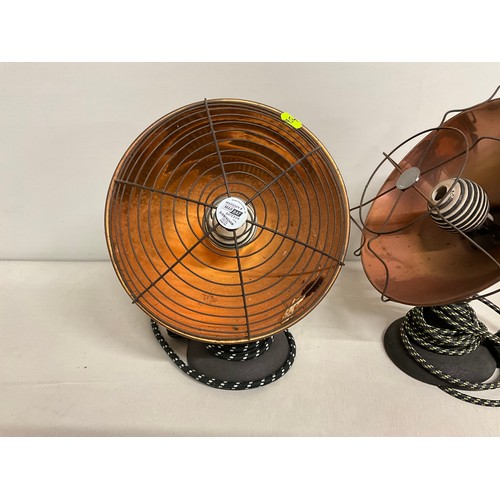 40 - RETRO PIFCO ELECTRIC TABLE FAN AND PAIR OF VINTAGE MARSTAND AND BATESON LTD COPPER HEAT LAMPS