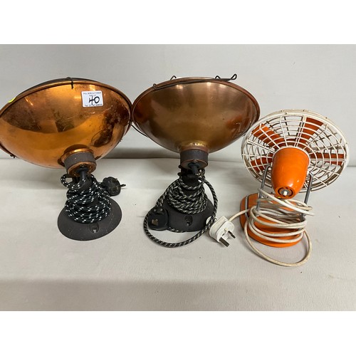 40 - RETRO PIFCO ELECTRIC TABLE FAN AND PAIR OF VINTAGE MARSTAND AND BATESON LTD COPPER HEAT LAMPS