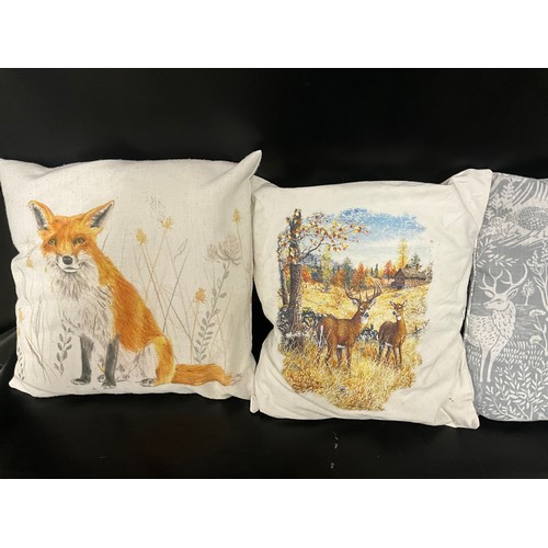 48 - CRATE OF 5 SCATTER CUSHIONS