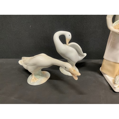 57 - JUTER LADY FIGURE,SAX LADY FIGURE AND 2 LLADRO SWANS