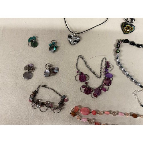 93 - BOX OF COSTUME JEWELLERY AND PHOTO FRAME