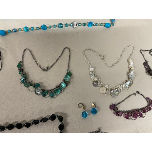 93 - BOX OF COSTUME JEWELLERY AND PHOTO FRAME