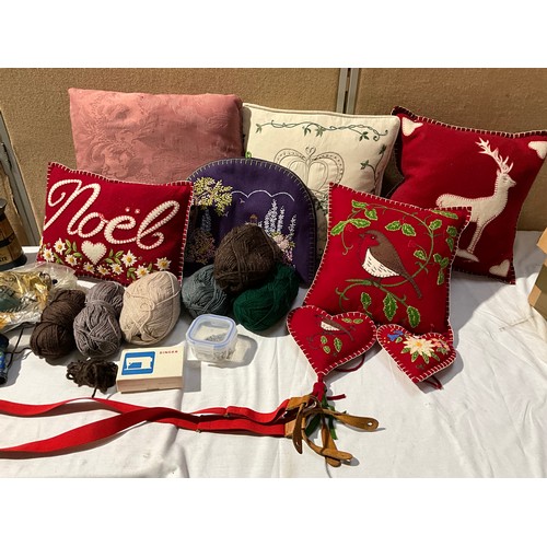 SIX BOXES OF VARIOUS HANDEKERCHIEFS SHIRT COLLARS, BRACES, PILLOWS ...