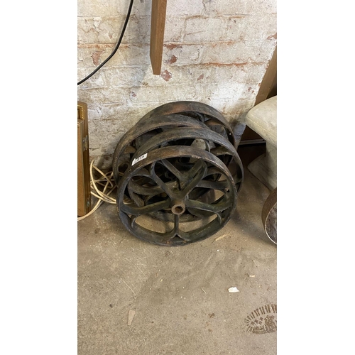 575 - Set of 4 iron Shepherd hut wheels