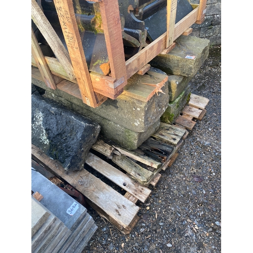 366 - Pallet of 6 Yorkshire stone steps