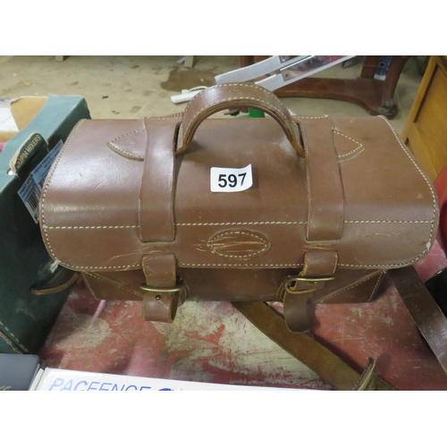 597 - Leather carrying bag