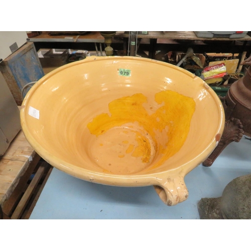 979 - Salt glazed cream bowl diameter 32