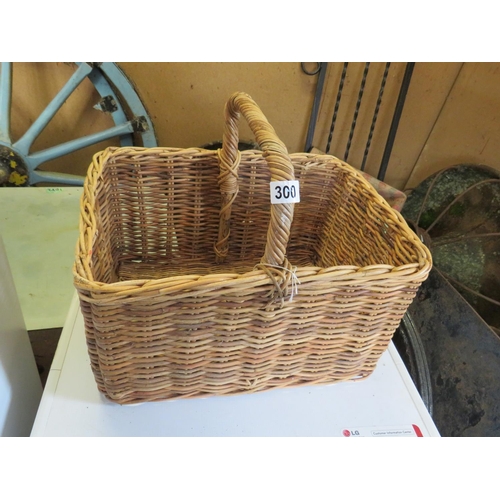 300 - Wicker basket