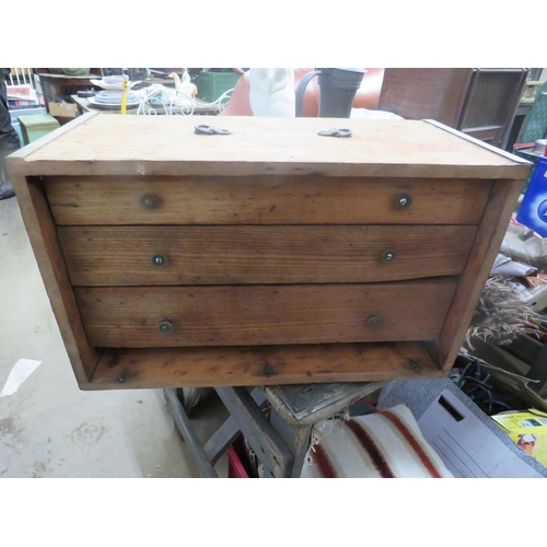 500B - Miniature chest of 3 drawers