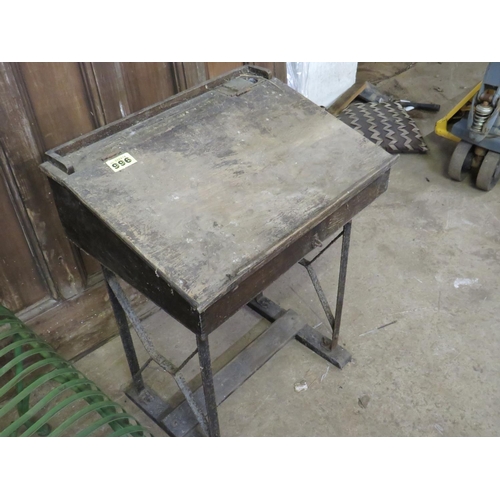 996 - Childs school desk