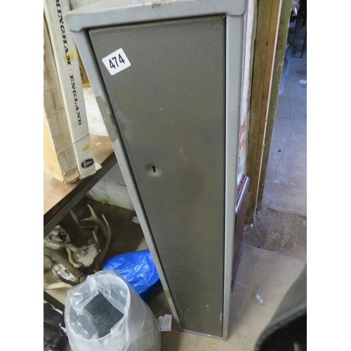 474 - Metal gun cabinet