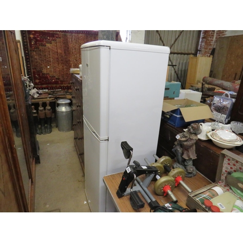 582 - Fridge Master fridge freezer GWO