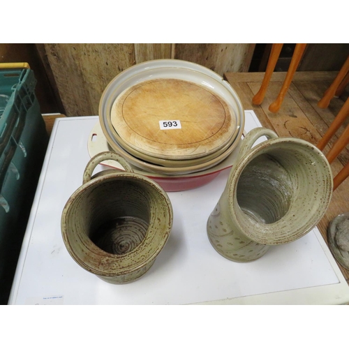 593 - 2 mixing bowls,bread board & 2 pottery jugs