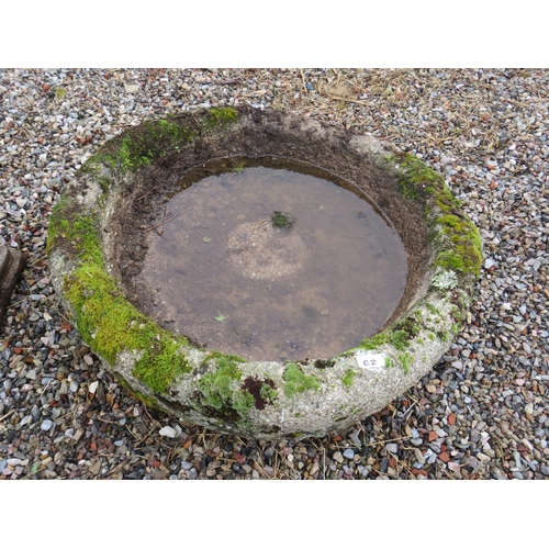 62 - Circular granite trough diameter 38