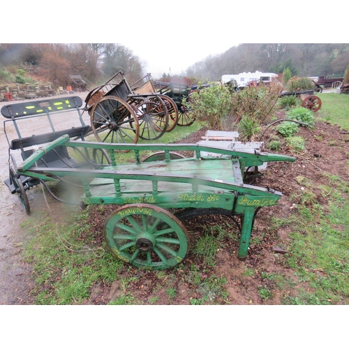 484 - Spitalfields Tradesman barrow