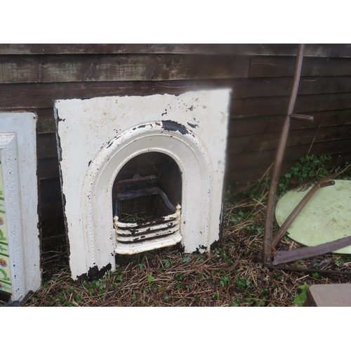 508 - Cast iron fireplace