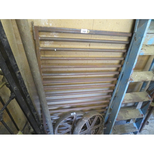 15 - Iron tubular railing length 50