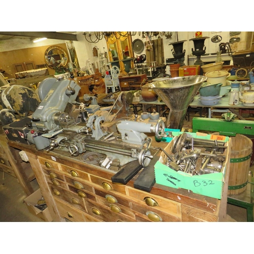 778 - Myford super 7 metal lathe with 2 boxes of many attachments