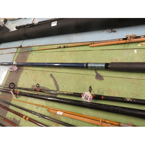 139 - Seacor  power surf 3.6m 2pc rod