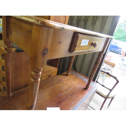 1035 - Pine side table