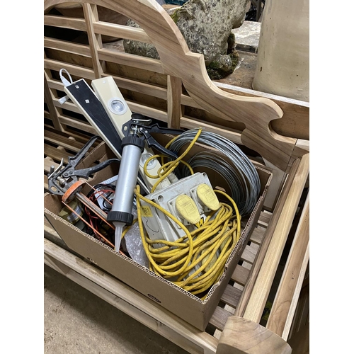 581 - Box ext leads,wire etc