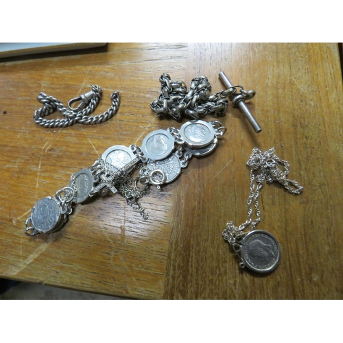 692 - Silver coin bracelet & 2 silver charms