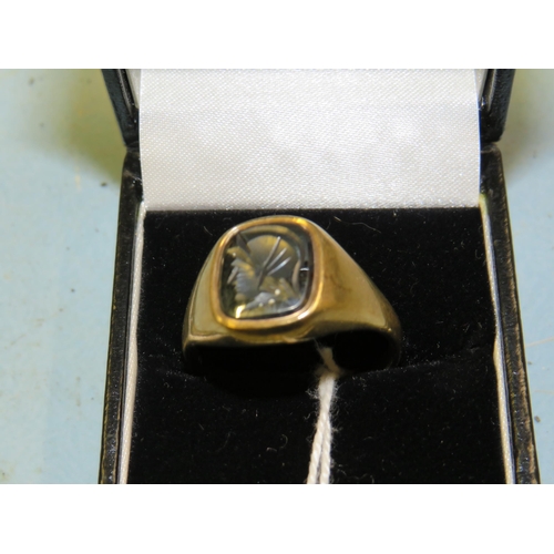 97 - 9ct gold gents ring