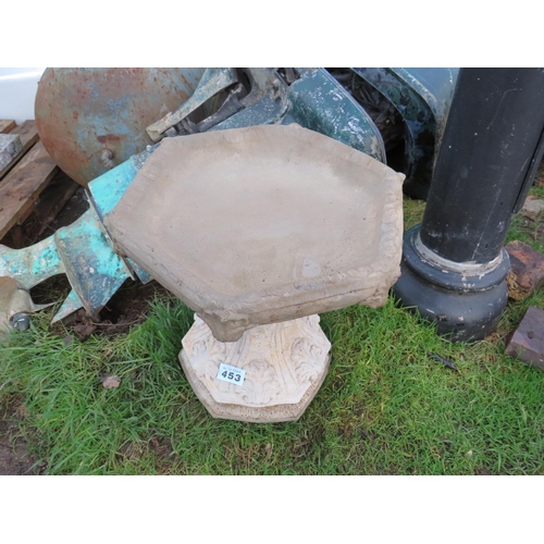 453 - Reconstituted stone bird bath