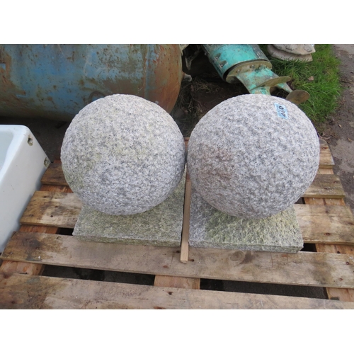 460 - Pair granite gate post top balls diameter 14