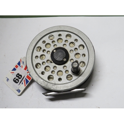 68 - Shakespeare Beaulite trout fly reel