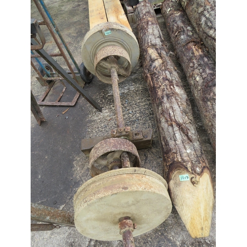 520E - 2 wooden wheel shaft pulley wheels