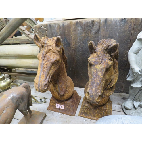 790 - Pair Rusty horse heads height 10