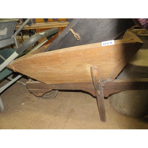 1007 - Wooden wheel barrow