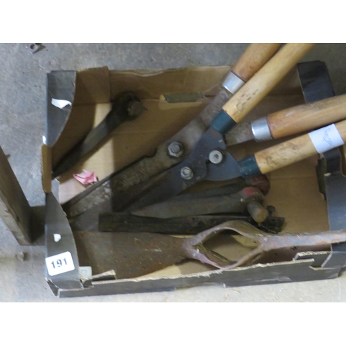 191 - Hangers,2 hand shears & digger head