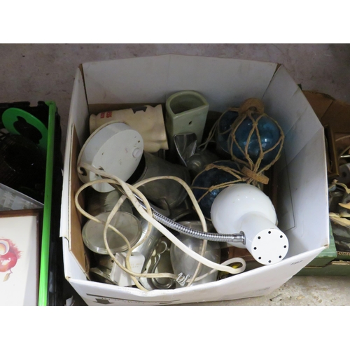 197 - Box lamp,tankards & miscellaneous