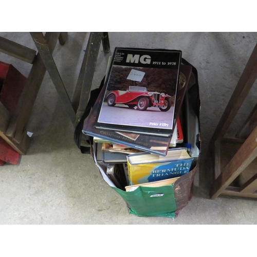 204 - Bag books
