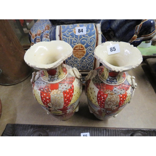 85 - Pair oriental vases