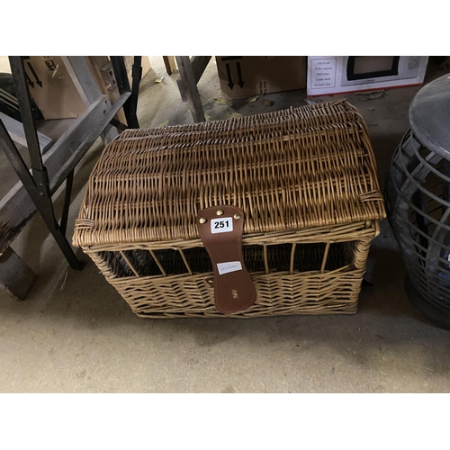 251 - Wicker hamper