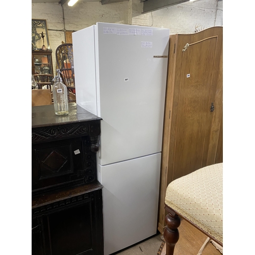 367 - Bosch fridge freezer