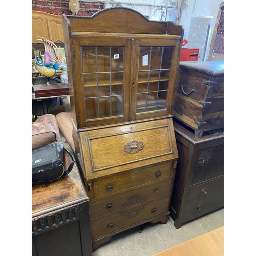 379 - Leaded bureau bookcase in oak with 3 drawers, 68