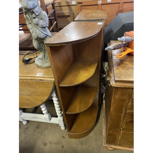 452 - Pair of oak corner bookshelves