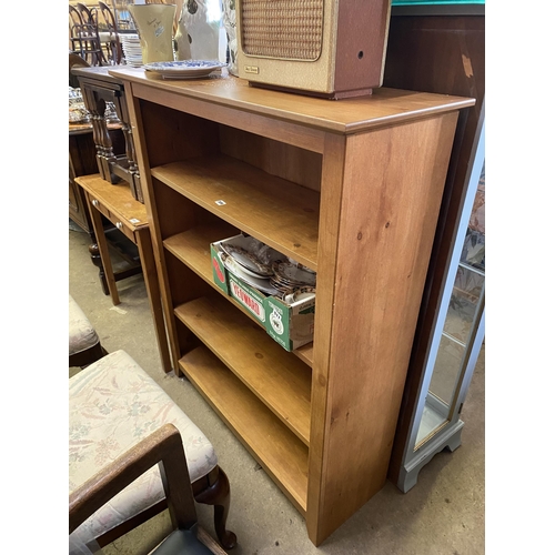 509 - Pine 4 shelf bookcase