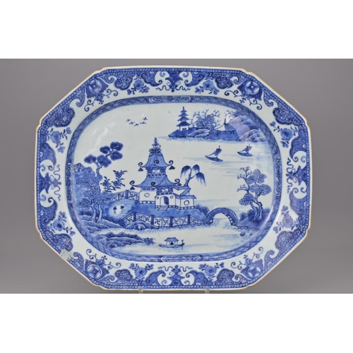 40 - A large 18th century chinese blue and white porcelain platter. width approx. 42cm