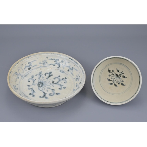 44 - A 15th/16th century vietnamese porcelain bowl and dish. diameter approx. 24cm (2)